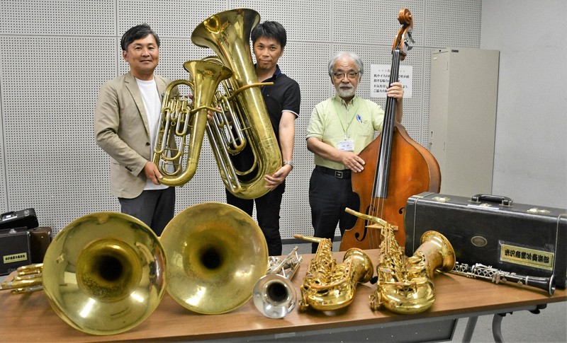 吹奏楽と11人の先生 ー金賞受賞校の素顔【貴重品】 Sits down and practice KYOTO TACHIBANA 京都橘高校吹奏楽部