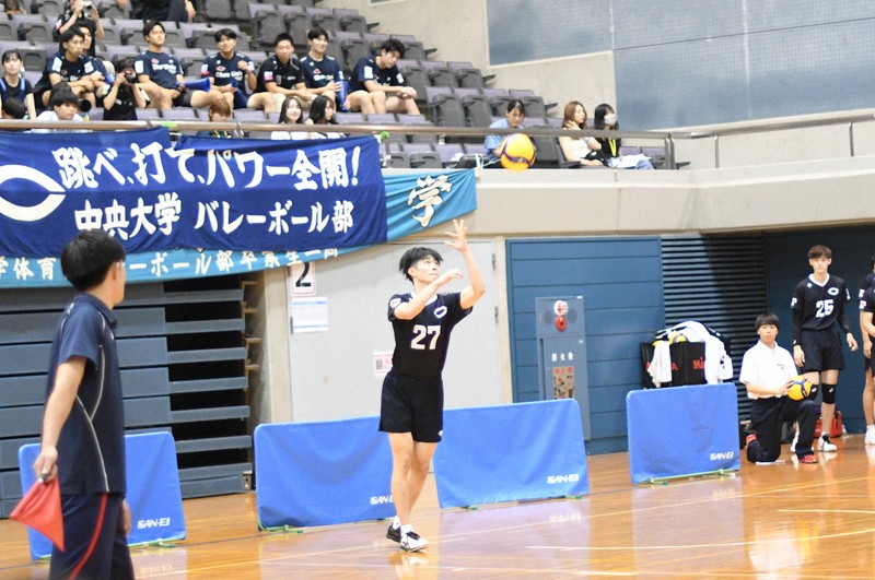 中大・尾藤大輝「大舞台でバレー、憧れ強く」 関東大学リーグ開幕