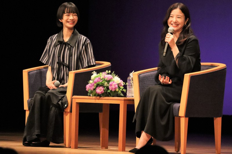 重圧感じた」 吉高由里子さんら「光る君へ」トークショー 大津 | 毎日新聞