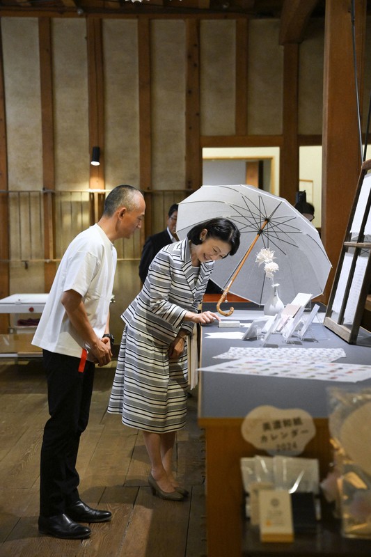 紀子さま、58歳に 秋篠宮家への批判に「思い悩むことも」 [写真特集15