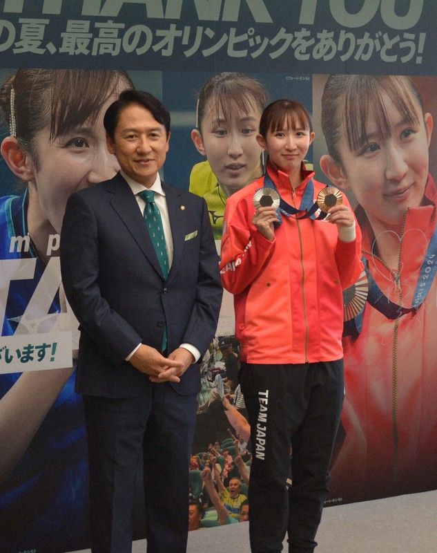 早い者勝ち！【非売品】オグシオ　等身大パネル　金額交渉可 12/21 10p黄金激アツ！メガリザXYぶちぬき福袋#MUR確定封入 | オリパ屋