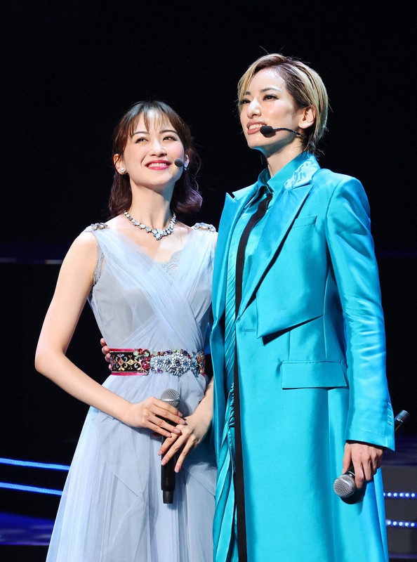 2022福袋/宝塚歌劇団花組トップスター:柚香光 2022福袋/宝塚歌劇団花組トップスター:柚香光 タレントグッズ