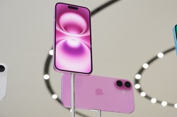 アップル開発の生成AIプラットフォーム「アップルインテリジェンス」に対応するiPhone 16＝記事中の写真はすべて筆者提供