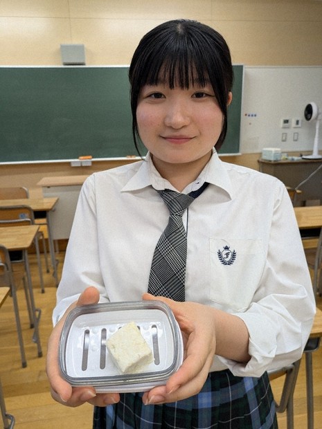 ふたば未来学園高3年・鈴木さん 酒かすせっけんで復興後押し 浪江の米