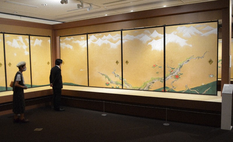 華麗な花鳥画の色彩美 生誕140年、石崎光瑤の特別展 京都 | 毎日新聞