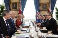 Britain's Prime Minister Keir Starmer, right, and Foreign Secretary David Lammy, second right, are seen during a meeting with US President Joe Biden, second left, in the Blue Room at the White House in Washington, on Sept. 13, 2024. (Stefan Rousseau/Pool via AP) 