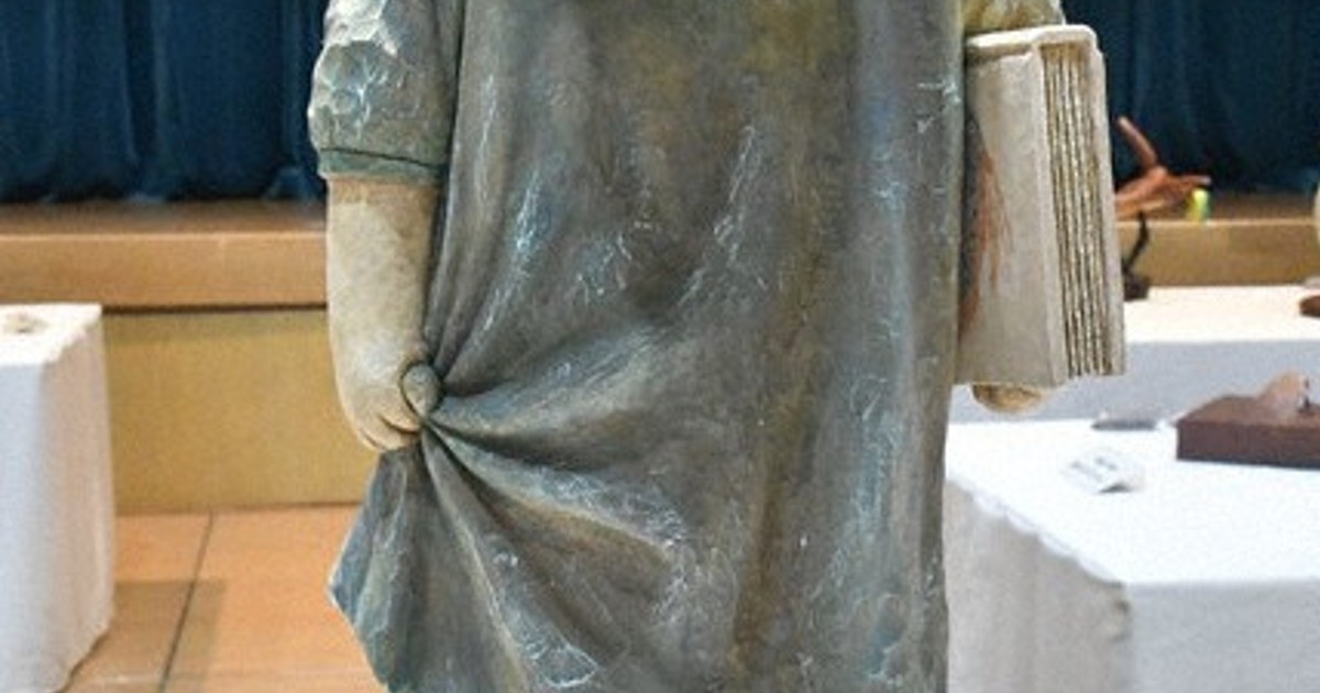 養父・「公募展木彫フォークアートおおや」 高山さん（大阪）文科大臣