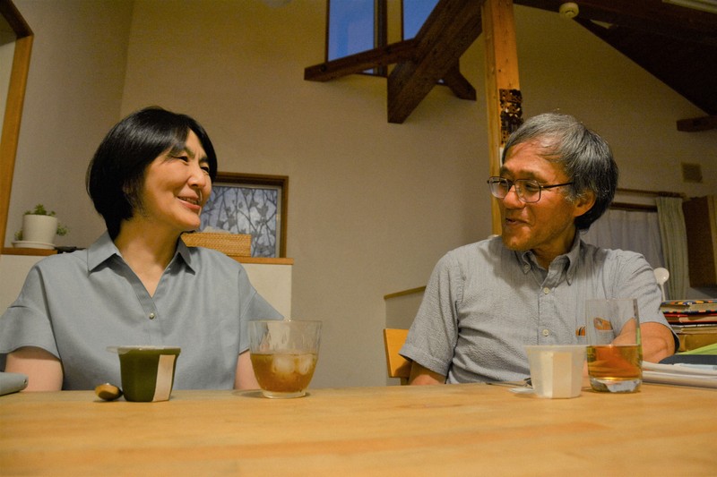 夫婦別姓の願いに動揺、口走った婚約破棄 妻に突然問われた家族観