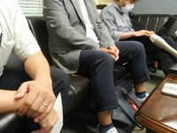 A former company president, center, who claims that prosecutors hid evidence inconvenient to them, is seen during a press conference in Nagoya's Naka Ward on Sept. 18, 2024. (Mainichi/ Hiroko Michishita)  
