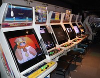The Amusement CUE Nara Sanjo arcade, with a lineup of retro games, is seen in the city of Nara. (Mainichi/Fumika Kiya)