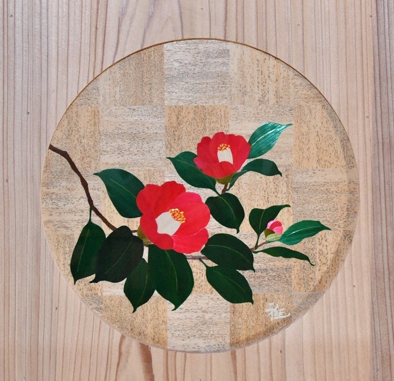 極楽寺彩る麦わらの花々 天井に地元城崎温泉の伝統細工 北但大震災100