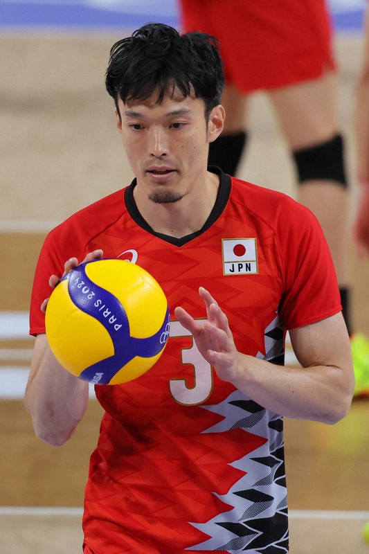 石川祐希へのトス、あのサーブ 深津旭弘の存在意義 セッター流／2