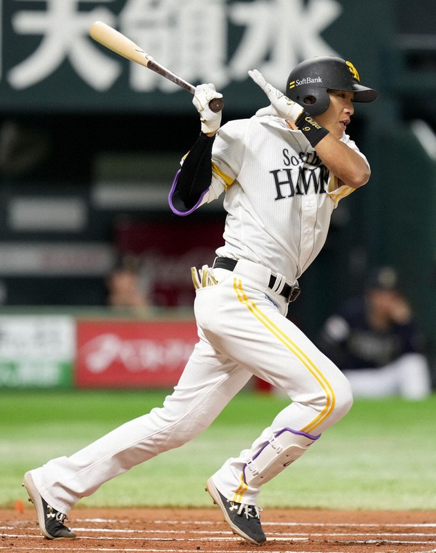 亮*あ様 柳田悠岐　実使用　ソフトバンクホークス　2022オールスター　試合前着 ソフトバンク柳田悠岐、4カ月ぶりの復帰で安打 「名前あるだけで