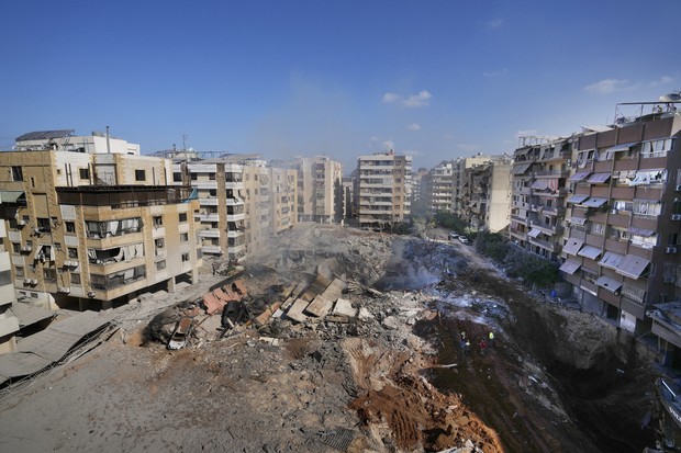 An Israeli airstrike hits central Beirut for the first time in nearly a  year of conflict - The Mainichi