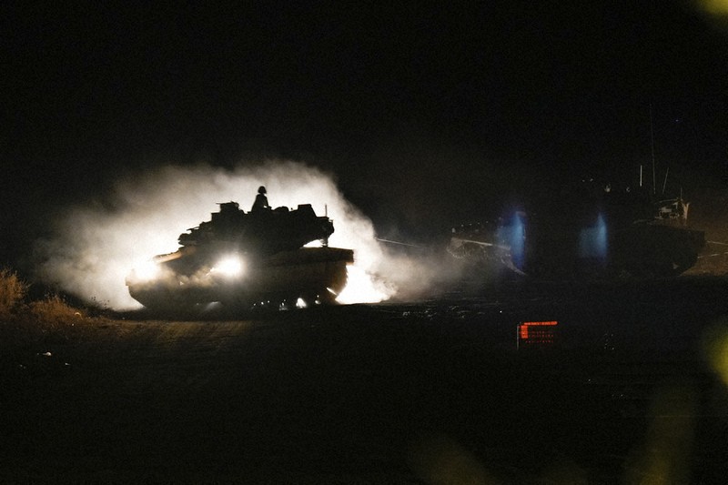 イスラエル、レバノン侵攻 06年以来 軍「限定的」 | 毎日新聞