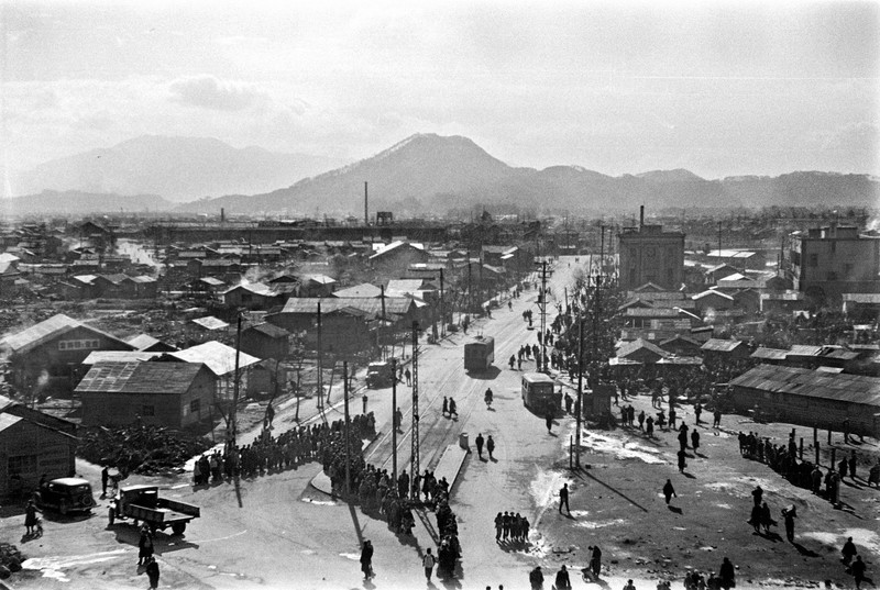 楽天ブックス: 旧軍用地と戦後復興 - 今村洋一 - 9784805507803 : 本