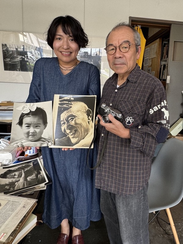 70年前のモデル探しています 熊谷の写真家、佐藤虹二の写真展 [写真