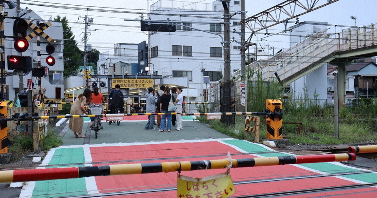 電車にはねられ死亡 横浜「開かずの踏切」 26歳の男性 ／神奈川 | 毎日新聞
