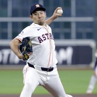 マリナーズ戦に先発したアストロズの菊池雄星投手＝米ヒューストンで9月25日、AP