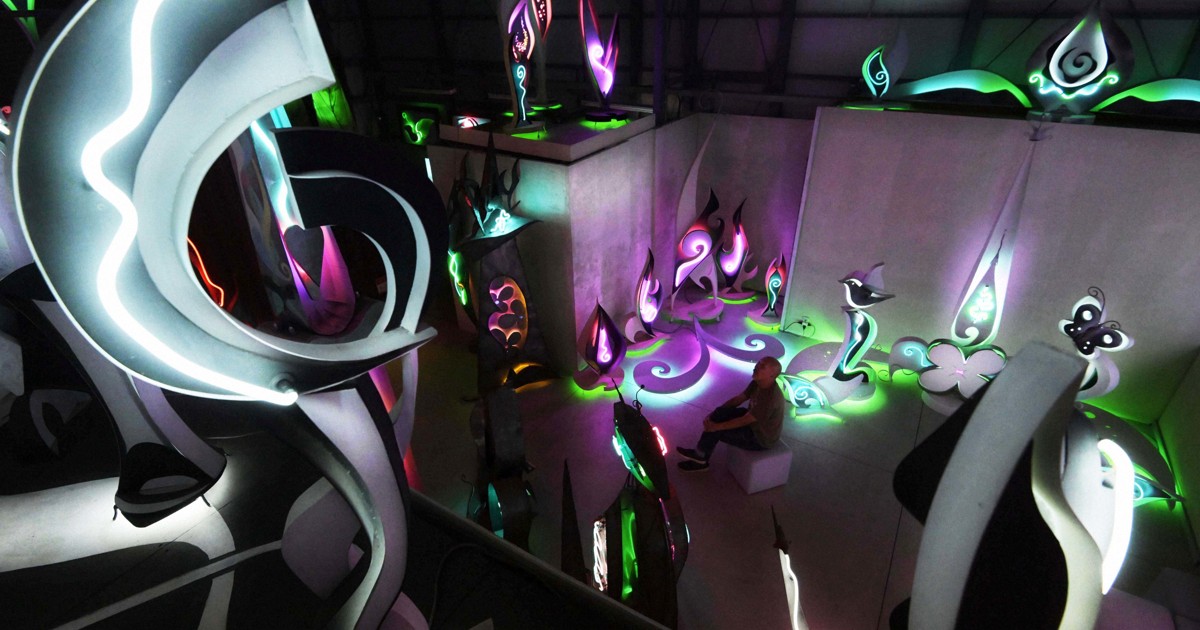 読む写真：幻想的な光の芸術「ネオンアートミュージアム」 [写真特集1