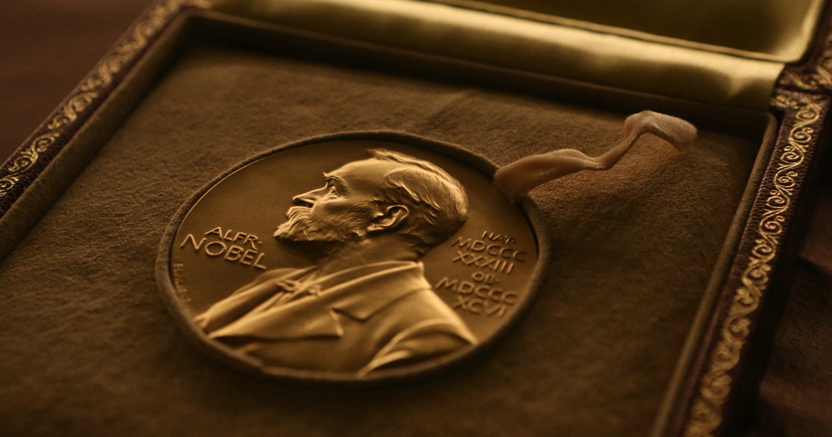 【新品】ノーベル物理学・化学賞 レプリカメダル　1:1復刻　専用ケーズ付き 0c10.jpg?2