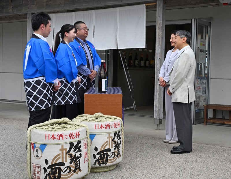 両陛下、佐賀の酒どころを訪問 鹿島の酒楽しみ、蔵人をねぎらう | 毎日新聞