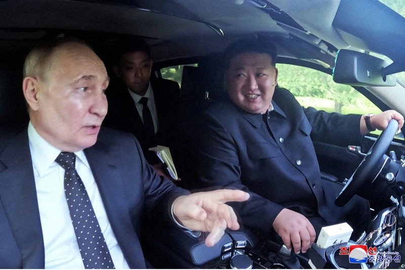 金正恩氏「プーチン氏は賢明な指導者」 誕生日に祝電送る | 毎日新聞