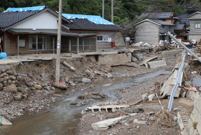 元日の地震から一変 豪雨と二重被災した孤立集落で見た爪痕 | 毎日新聞