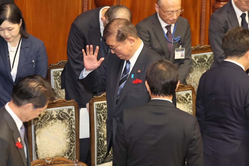 社説：衆院解散・総選挙へ 自民政治のゆがみ問う時 | 毎日新聞