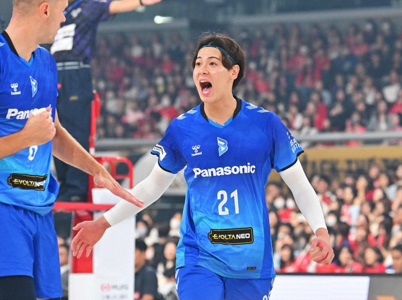 SVリーグ開幕戦 大阪ブルテオンがサントリーに快勝 [写真特集1/22