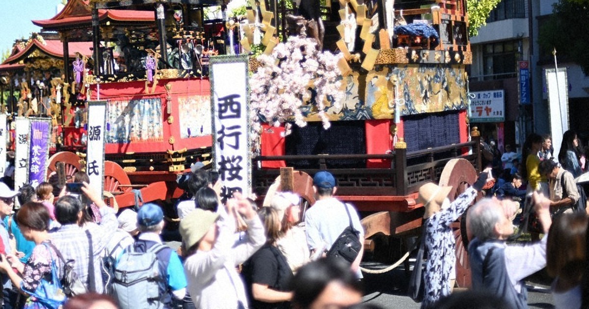 大津祭－国重要無形民俗文化財：囃子の波乗り曳山巡行 県内外から13．5