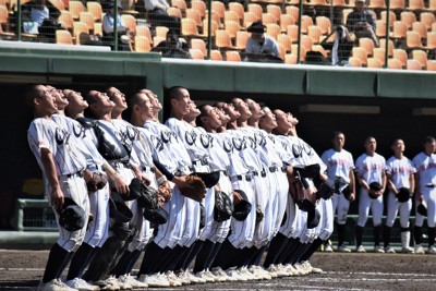 山形中央、聖光学院が準決勝進出 高校野球秋季東北大会 | 毎日新聞