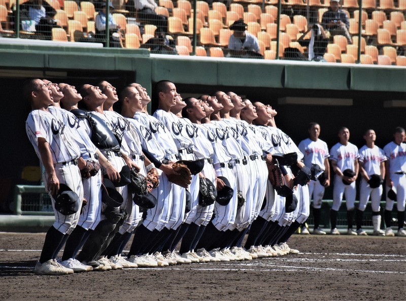 山形中央、聖光学院が準決勝進出 高校野球秋季東北大会 | 毎日新聞