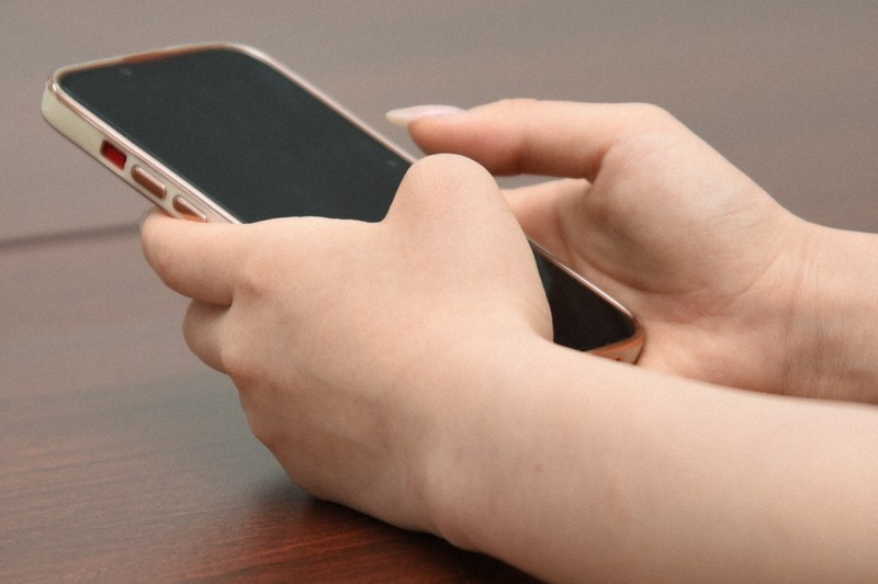SNSの悪質「なりすまし」投稿 被害女性の法的手段で見えた相手は