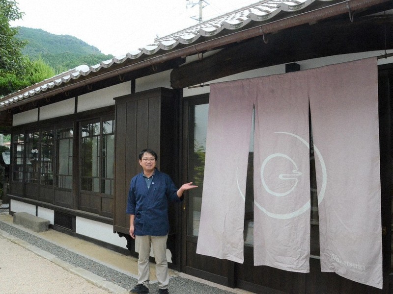 日本の伝統美×モダン 空き古民家、宿に改修 津和野・橋本酒造場 ／島根