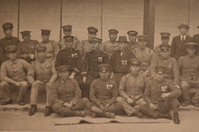 戦時中の日本兵のアルバム　24ページ 戦時中の日本兵のアルバム 24ページ