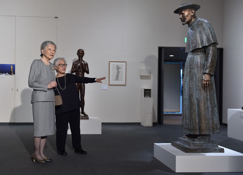 柔らかく結び目のよう」 交流30年の絵本編集者が語る美智子さま | 毎日新聞