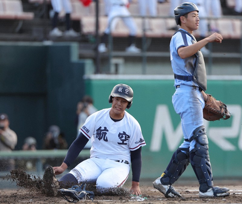 高校野球秋季北信越地区大会準決勝 高岡第－－日本航空石川 [写真特集5