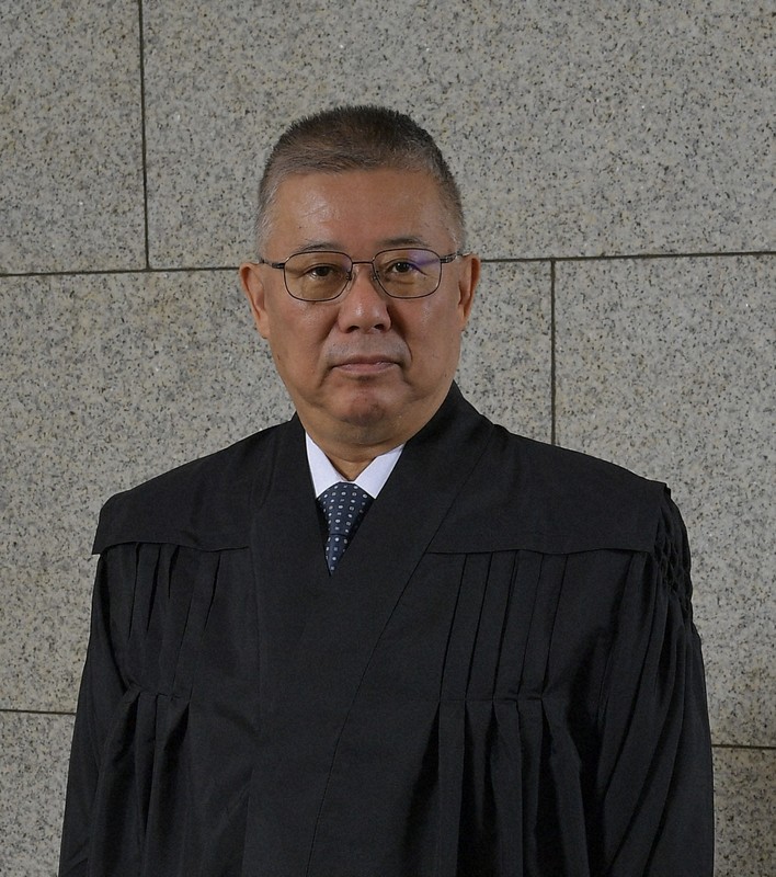 国民審査2024：国民審査・裁判官アンケート 中村慎氏「多角的な