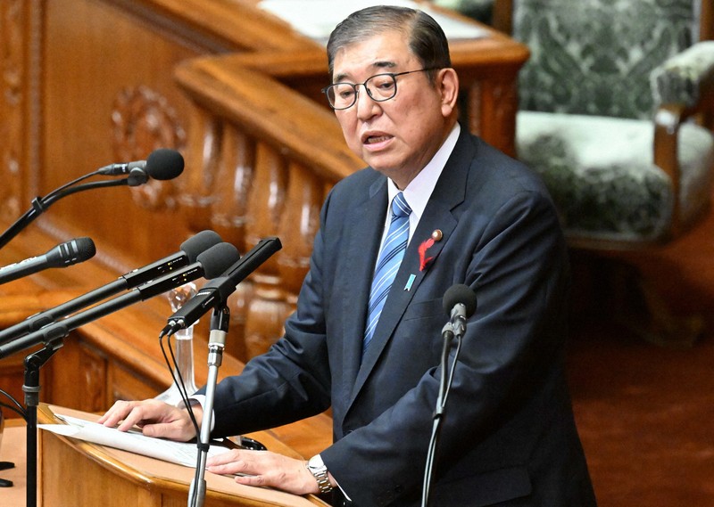 衆院本会議で公明党の石井啓一代表の質問に答える石破茂首相＝国会内で2024年10月7日午後4時42分、平田明浩撮影