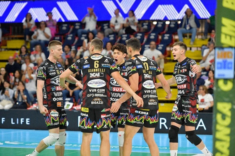 月刊セリエA：バレーボール 石川、4冠王者で挑戦スタート | 毎日新聞