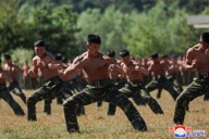 レア　ウクライナ戦争　ドンバス北朝鮮人民軍特殊部隊記念マグカップ5客　新品 ロシア国内に「北朝鮮兵3000人」、米政府が初確認 ウクライナ軍