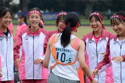 1年生6人、初めてつかんだ都大路 共愛学園 高校駅伝・群馬女子 | 毎日新聞