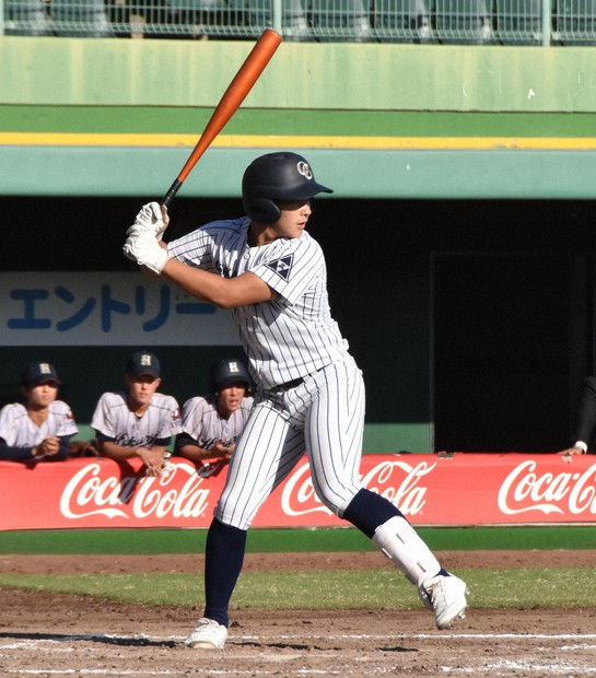 社長監督の「誤算」 大阪学院大高が29年ぶり白星 秋季高校野球 | 毎日新聞
