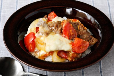 モッツァレラチーズ入り牛丼風卵とじ