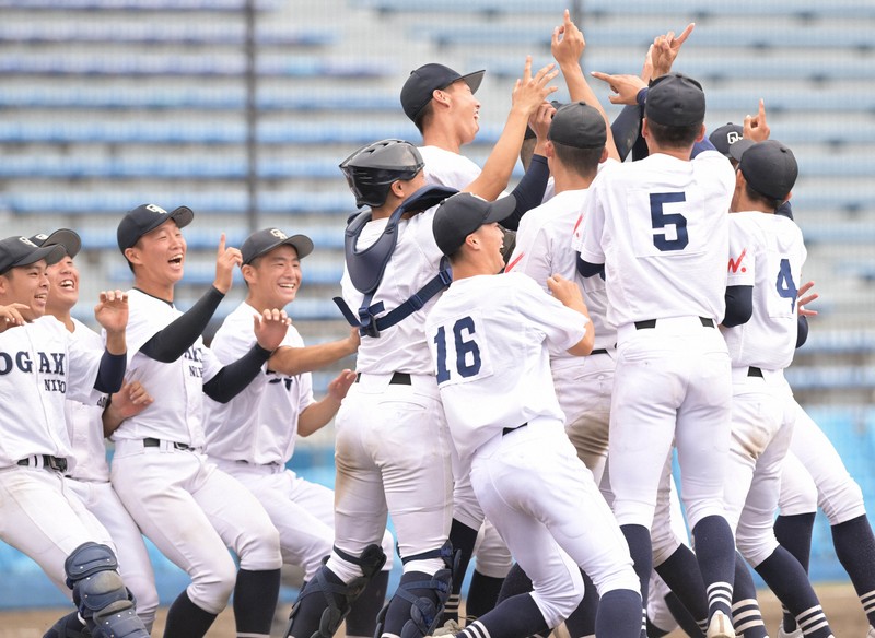 大垣日大が優勝 14年ぶり3回目 高校野球秋季東海大会 | 毎日新聞
