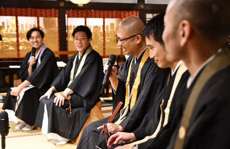 Topics：宗派超え若手が発信 硬軟織り交ぜ仏教界の「今」 創刊15