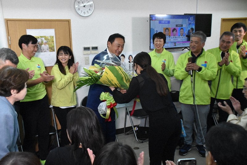 衆院選2024：維新、府内制覇 自公、議席ゼロ（その1