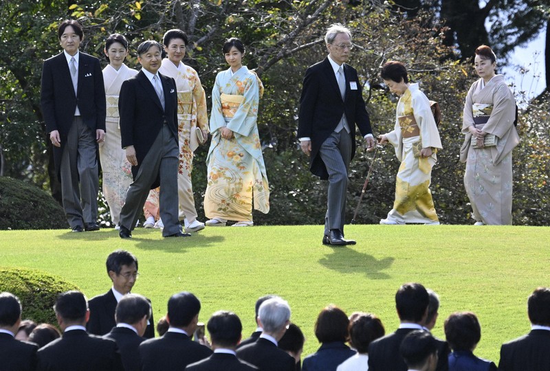秋の園遊会 パリ五輪メダリストらが参加 [写真特集6/22] | 毎日新聞