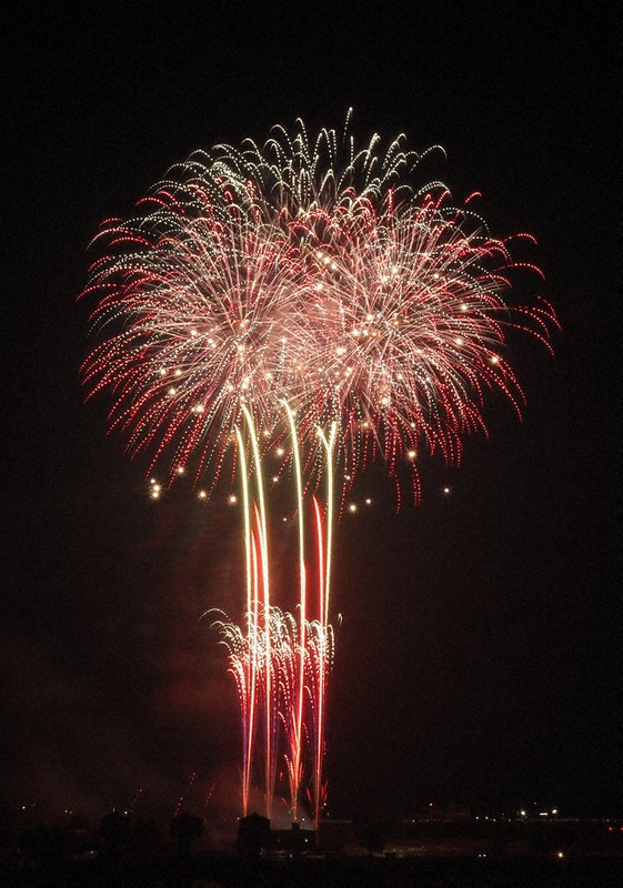 悪天候で土浦花火大会中止 警備不備で延期も断念 きょう予定 ／茨城